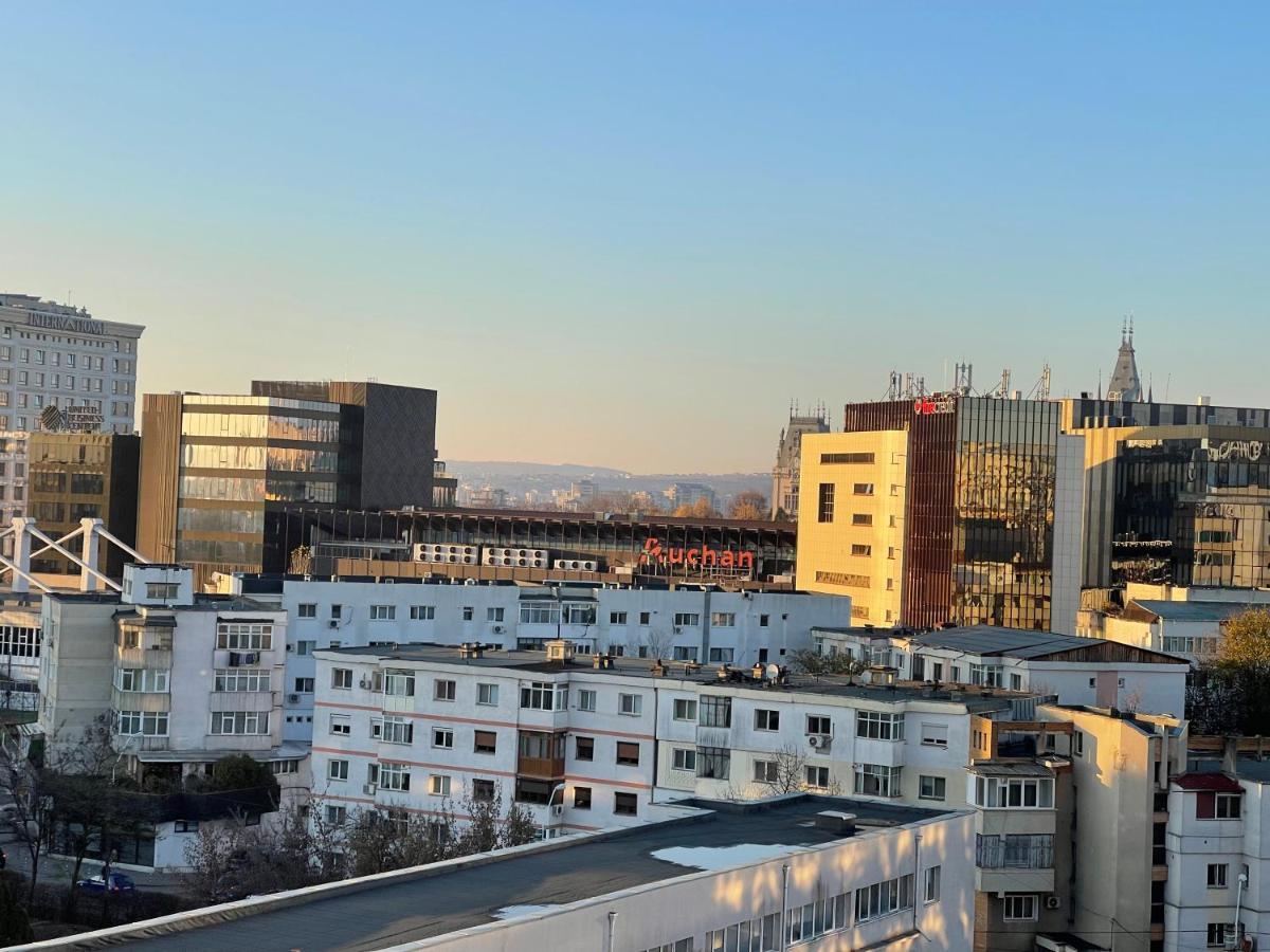 Q Luxury Palas Mall Jászvásár Kültér fotó